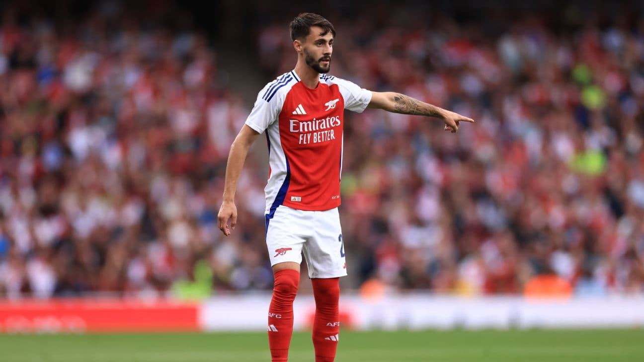 Fabio Vieira joins Hamburg in permanent deal from Arsenal