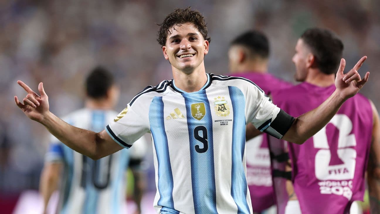 Transfer rumors, news: Barcelona set deadline for Argentina's Álvarez; Spain's Rodri wants Real Madrid