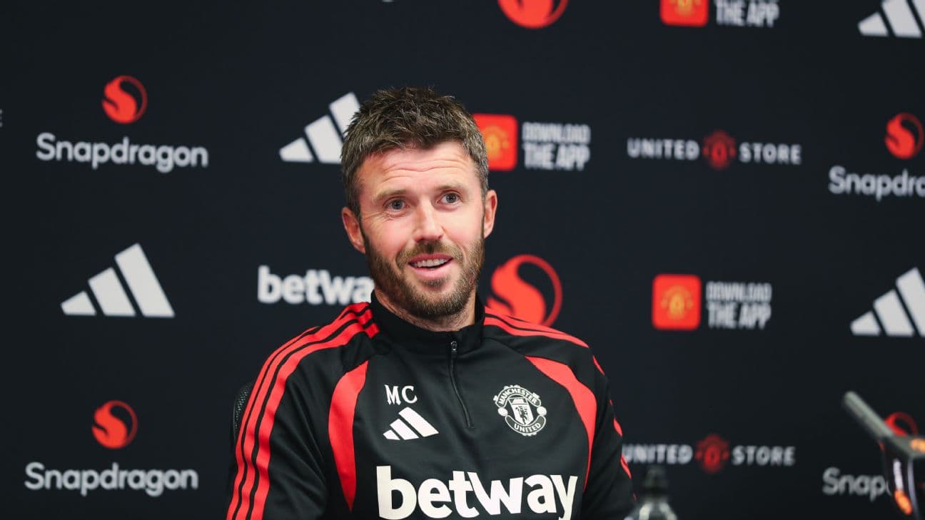 Michael Carrick keen to entertain as Man United look to bounce back against Ipswich