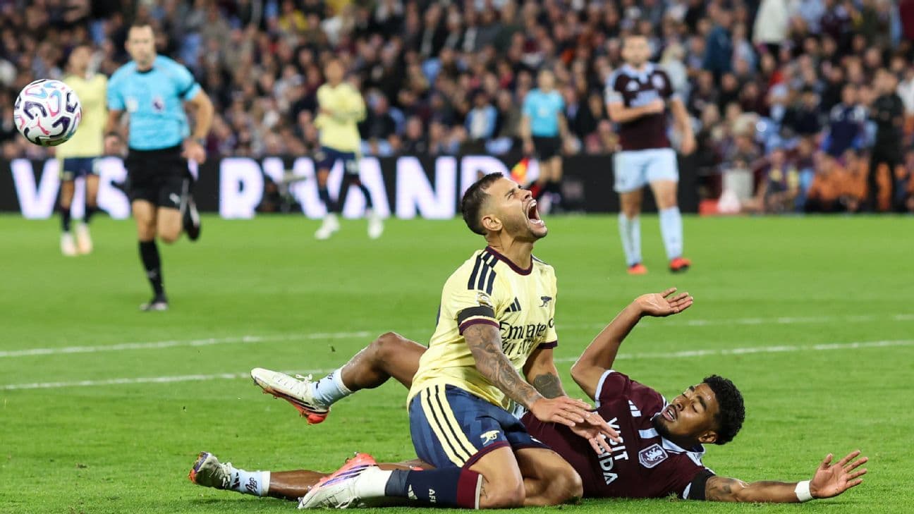 Premier League VAR review: Arsenal should've been awarded a penalty, so why did VAR let it go?