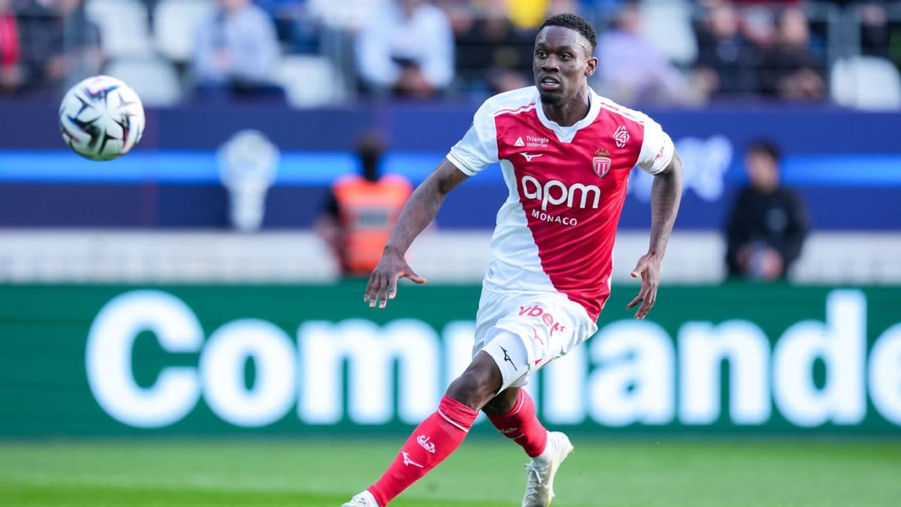 Transfer deadline day recap: Everton hopeful on Balogun deal, Enzo signs for Man City