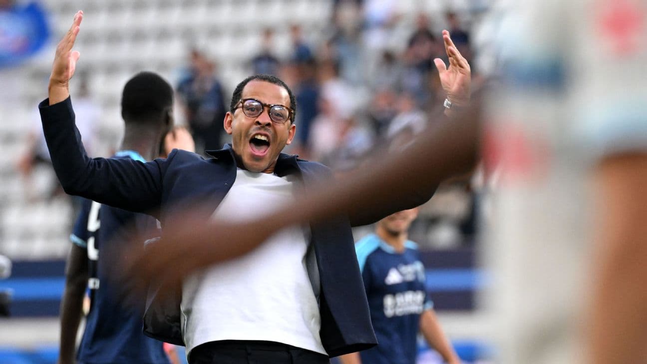 Liam Rosenior taunts Strasbourg fans, causes melee: 'They disrespected my family'