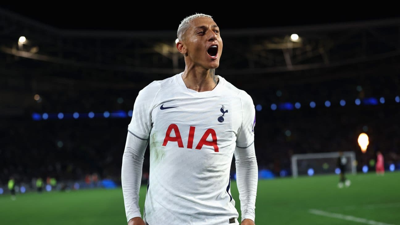 Richarlison sometimes says he wants to leave Tottenham - Roberto De Zerbi